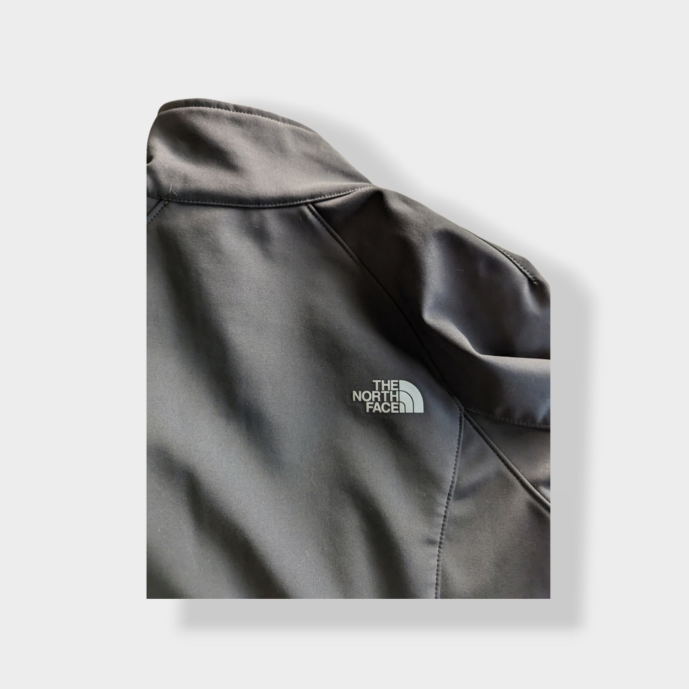 The North Face® Ladies Apex Barrier Soft Shell Jacket - Picture 7 of 7